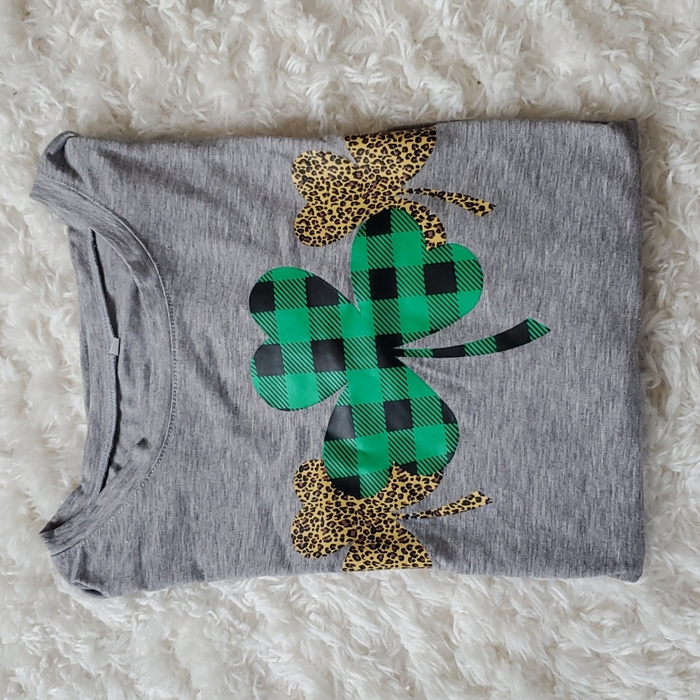 XL St. Patrick's Day Short Sleeve Top t-shirt Women's